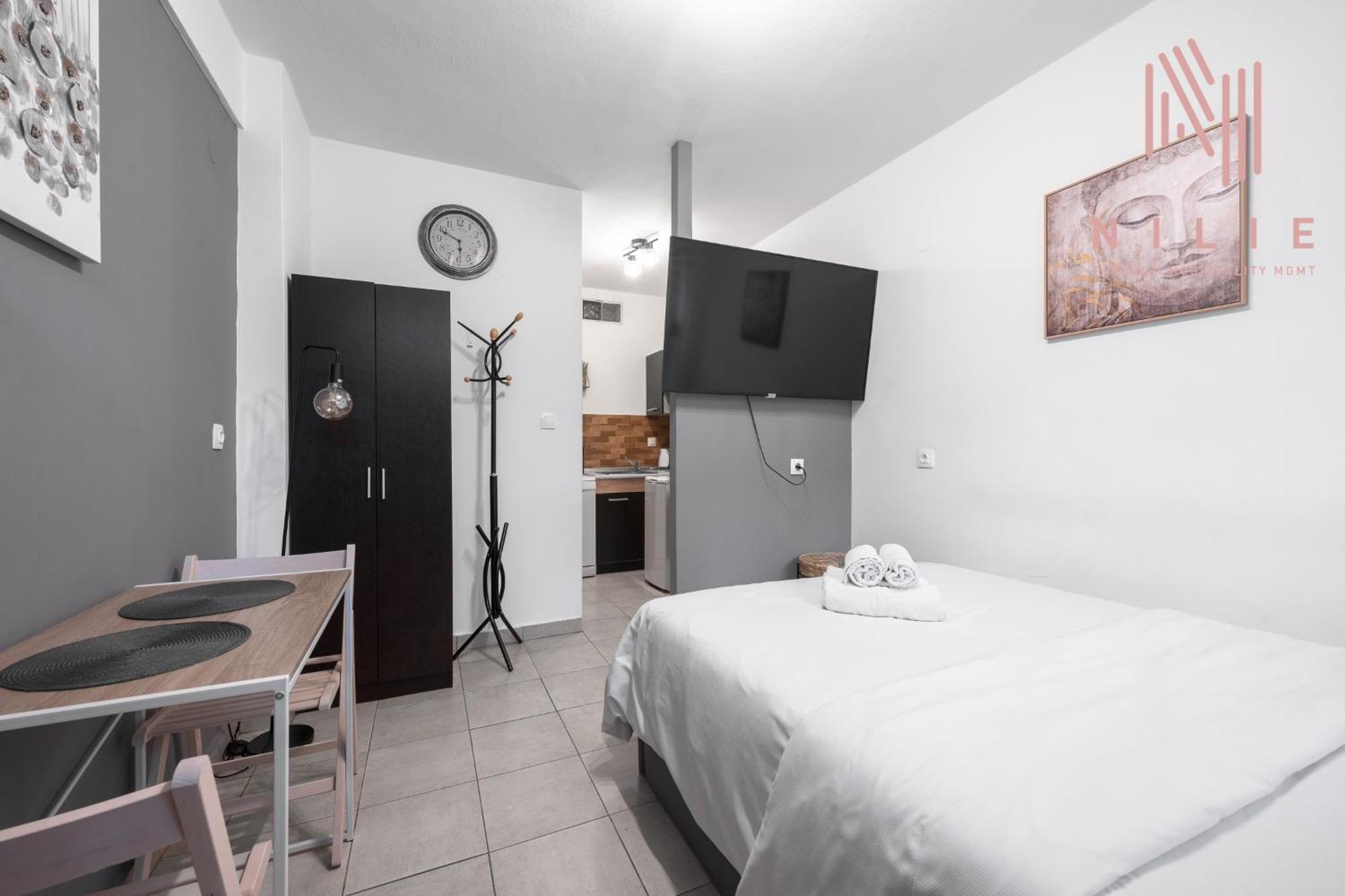 Iris Studio Center Thessalonique Extérieur photo